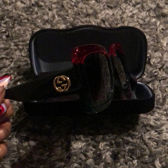 Gucci GG0083s Sunglasses - Picture 2 of 2